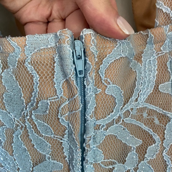 Blue lace formal dress - Picture 5 of 7